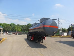 Camión <span class=keywords><strong>Cisterna</strong></span> Semirremolque para Transporte <span class=keywords><strong>de</strong></span> Petróleo/Combustible/Diésel/Gasolina/Crudo/<span class=keywords><strong>Agua</strong></span>/Leche - Product Image 4