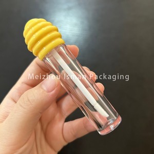 ISMAN Venta al por Mayor <span class=keywords><strong>de</strong></span> Tubos <span class=keywords><strong>de</strong></span> Brillo Labial <span class=keywords><strong>de</strong></span> 3ml y 5ml con Diseño <span class=keywords><strong>de</strong></span> Lollipop, Envases Únicos en Forma <span class=keywords><strong>de</strong></span> Biberón y Tarro <span class=keywords><strong>de</strong></span> Miel, Mini Contenedores Cosméticos con Logotipo Personalizado - Product Image 5