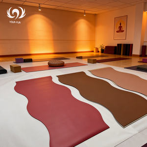 Tapete de <span class=keywords><strong>Yoga</strong></span> <span class=keywords><strong>Ecológico</strong></span> y Orgánico Personalizado de 4mm de Grosor, de Caucho Natural PU Extra Grueso, Color Negro y Dorado, Producto al por Mayor - Product Image 2