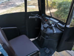 Motocicleta de 3 Ruedas con Cabina Cerrada de 48V/60V con Asiento para Pasajeros para Personas con Discapacidad, Bicicleta con Batería Rickshaw - Product Image 3