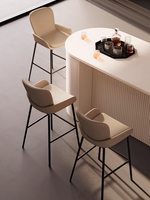 Tabouret de bar haut moderne de luxe en métal et cuir pour extérieur, salle à manger commerciale, hôtel, café, restaurant