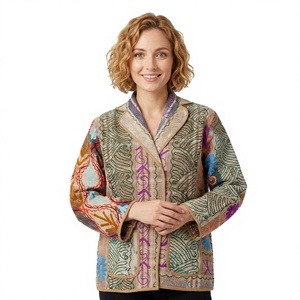 Veste Kantha vintage en coton tricoté à la main, respirante, pour l'hiver, l'été et l'automne, imprimé floral, kimono japonais, bohème, réversible - Product Image 1