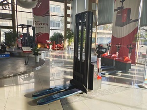 Apilador Eléctrico Heli de 1500 kg CDD15J para Almacén, Transpaleta Eléctrica a Bajo Precio - Product Image 2