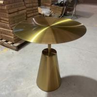 Table en acier inoxydable or rose, petite, écologique, pour les salons de thé, les cafés, les bars décontractés, au design moderne et tendance pour l'extérieur