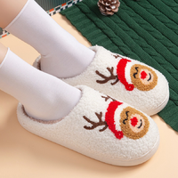 Chaussons de Noël personnalisés 2024 en forme de bonhomme en pain d'épices, doux et confortables pour la maison