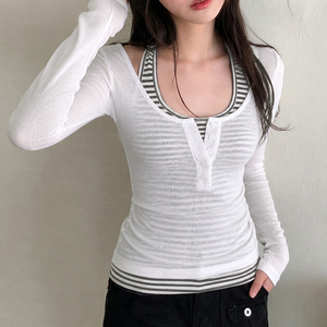 Camiseta de Manga Larga Blanca para Mujer, Ajustada, Informal, con Cuello Henley a Rayas, Botones, Tejido de Punto, Estilo Y2K - Product Image 3