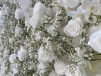 Mur floral 3D en soie Gypsophile et roses blanches pour bébé - Panneau floral fait main moderne pour décoration de scène de mariage et de remise de diplôme