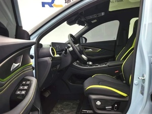 Voiture électrique d'occasion Forthing Thunder <span class=keywords><strong>2023</strong></span> EV SUV Peinture d'origine Conduite à gauche Faible kilométrage Prête à être expédiée FOB - Product Image 4