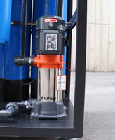Système d'osmose inverse pour la purification de l'eau avec usage domestique et traitement de l'eau de filtration