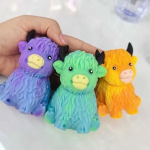 Juguete Sensorial Antiestrés de Silicona con Diseño de Vaca de Dibujos Animados 2026, Mini Juguete para Apretar, para Niños, Unisex - Product Image 2