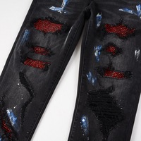 Pantalon stretch noir délavé à la pierre pour homme, écusson de perçage avec broderie à rivets, décoration de style utilitaire Hip Hop, jean