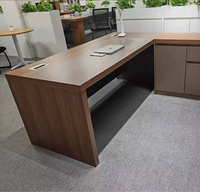 Bureau de direction modulaire extensible en L de luxe, convertible, avec panneaux modernes, en bois, pour usage commercial