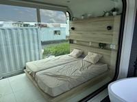 WE Luxury Steel Floating Hotel House Modern Eco-Friendly Durable Prefabricated Capsule House 40FT Apple House