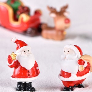 Adorno <span class=keywords><strong>de</strong></span> Resina Integral <span class=keywords><strong>de</strong></span> Papá Noel y Muñeco <span class=keywords><strong>de</strong></span> Nieve con Trineo y Escena Nevada, Nueva Decoración Navideña, Regalo para Calcetín <span class=keywords><strong>de</strong></span> <span class=keywords><strong>Navidad</strong></span> - Product Image 4