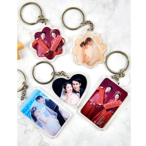 Pendentif clé en forme d'étoile de dessin animé personnalisé Ornement créatif en alliage transparent avec impression UV Style mignon - Product Image 3