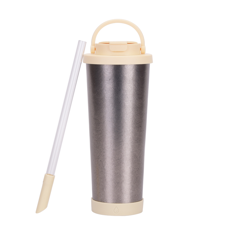 สีน้ำตาลครีม