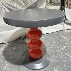 Tavolino retrò moderno FRP piano rotondo grigio con Base a bulbo <span class=keywords><strong>rosso</strong></span> per soggiorno spazio di lavoro creativo caffè di ispirazione <span class=keywords><strong>Vintage</strong></span> - Product Image 1