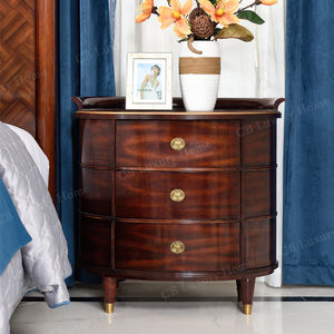 Lit Queen en bois massif de style britannique avec table de chevet, ensemble de meubles de chambre à coucher traditionnels faits à la main - Product Image 4