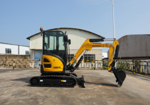 Mini-excavatrices Changlin avec cabine, fabricant de micro-excavatrices, EPA 1 tonne, 2 tonnes, 2,5 tonnes, 3 tonnes, 4 tonnes - Product Image 3