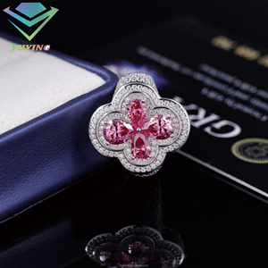 แหวนรูปโคลเวอร์ เพชรโมอิสซาไนต์ VVS ผ่านการทดสอบเพชร ชุบทอง เงินแท้ 925 แหวนโคลเวอร์แฟชั่น สำหรับทุกเพศ  แบบหนามเตย - Product Image 6