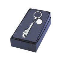 Porte-clés en métal en forme de clé à tuyau, design compact, accessoire pour porte-clés