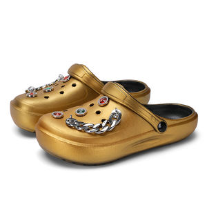 Bon marché Tendance Mode Plate-forme Belle Charme Conception Décoration Dame Femmes EVA Sabots Jardin Mules Pantoufles Chaussures - Product Image 2