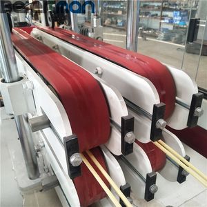 Chaîne de production de profil de PVC YF600 avec la capacité élevée 60-700 KG/H et approprié <span class=keywords><strong>particulier</strong></span> à l'extrusion à grande vitesse du profil - Product Image 3