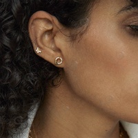 Boucles d'oreilles clous mini-chaînes en laiton Gemnel plaqué or 18 carats et rhodium avec zircone cubique pour femme