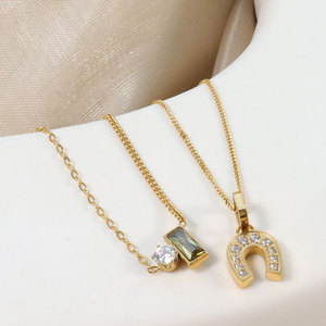 Colliers pendentifs mode délicats, Collier fer à cheval en acier inoxydable avec chaîne <span class=keywords><strong>gourmette</strong></span> et zircon transparent pour femme, étanche - Product Image 6