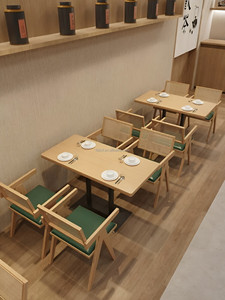 Table à manger ronde en bois massif oriental avec chaise en rotin tressé à cadre en X et fauteuil en PU vert – Mobilier de café, restaurant, salon de thé – Vente en gros - Product Image 4