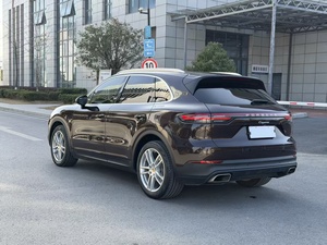 La <span class=keywords><strong>Porsche</strong></span> <span class=keywords><strong>Cayenne</strong></span> 2020, un Veicolo a Benzina 3.0T Professionale, Presenta un Prezzo di Esportazione Relativamente Basso - Product Image 4