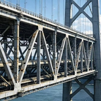 Puente de Arco de Acero de Largo Alcance Personalizable con Componentes Estructurales Galvanizados Resistentes a la Corrosión