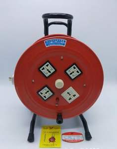 สายพ่วงแบบม้วนเก็บได้สำหรับใช้งานกลางแจ้ง ความยาว 30 เมตร 50 เมตร พร้อมเต้ารับแบบ 3 ทาง 4 ทาง มาตรฐาน EU UK จากโรงงาน OEM - Product Image 3