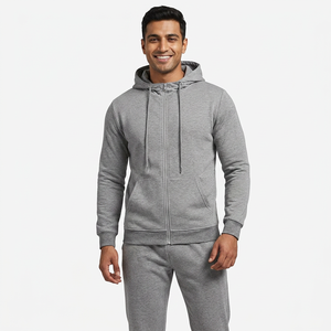 Conjunto Deportivo Impermeable con Capucha 100% Algodón para Hombre, Diseño con Paneles de Estampado Animal en Rojo y Blanco, Estilo Cortavientos - Product Image 1