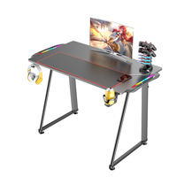 Vente chaude de haute qualité durable motorisé hauteur réglable noir bureau de jeu moderne électrique PC Table de jeu avec fonction LED