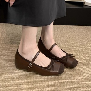 รองเท้าส้นเตารีดเสริมส้นสีเงินแบบสวมสำหรับผู้หญิง ขายส่งจากโรงงาน 26/5000 คู่ - Product Image 3