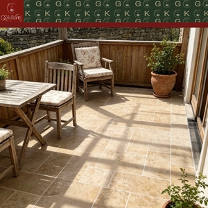 Dalles <span class=keywords><strong>de</strong></span> sol en <span class=keywords><strong>pierre</strong></span> calcaire beige doux GOLDKING pour hôtels et villas <span class=keywords><strong>de</strong></span> luxe, finition polie, pré-coupées, pour grands projets, usage intérieur et extérieur - Product Image 4