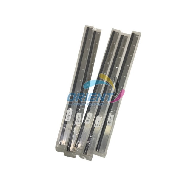 Durable 775*47*0.5mm 11Holes 775x47x0.5mm 274-4629-401 Washup Blade 2744629401 for Komori Lithrone Spare Parts Komori LS28 Parts