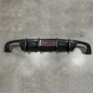 BENSNEES <span class=keywords><strong>Audi</strong></span> B9 A4L S4 2017 2018 2019 Parachoques trasero de fibra de carbono real con difusor de luz personalizado Recortes de carbono para escape - Product Image 5