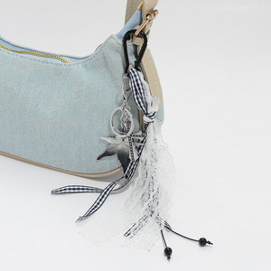 พวงกุญแจตุ๊กตาหมีปักลายสีเข้มทันสมัย พร้อมกระจกทรงหัวใจ ลูกปัดรูปดาว พู่ลูกไม้ จี้ใบเมเปิล พลาสติกแบบปรับแต่งได้ - Product Image 4