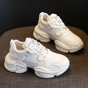 Vendita all'Ingrosso di <span class=keywords><strong>Sneakers</strong></span> in Pelle di Alta Qualità per Donne, con Suola Spessa <span class=keywords><strong>e</strong></span> Aumento di Altezza di 7CM, in Colore Bianco - Product Image 3