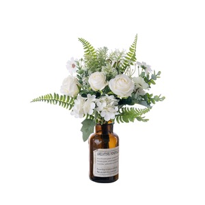 Ramo de Rosas Artificiales CallaFloral Blancas de 12 Pulgadas para Decoración del Hogar y Bodas - Product Image 5