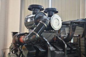 660kW/825kVA 60HZ Cummins Dieselgenerator Sonderpreis für Nahost, Afrika, Südamerika - Product Image 4