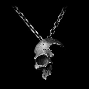 Collier pendentif crâne punk, style gothique vintage, vente en gros, chaîne en alliage, cadeau, bijoux fantaisie, chaîne de pull - Product Image 1