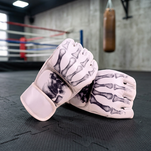 Gants de Muay Thai et de Kickboxing professionnels noirs à demi-doigts en cuir PU antidérapants, imperméables, confortables pour l'entraînement des adultes - Product Image 6