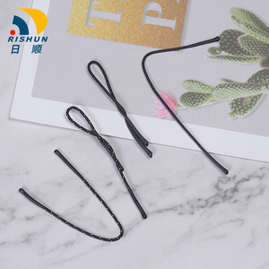 Tête de tirette élastique Rishun noire à pois blancs pour sacs - Product Image 3