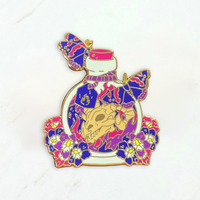 En gros : Épingles en émail rigide en métal, motifs papillon, bouteille de parfum, chat mignon, floral, badges de revers, avec logo personnalisé