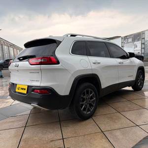 <span class=keywords><strong>Jeep</strong></span> <span class=keywords><strong>Cherokee</strong></span> 2020 Usado, 2.0L, 2WD, Clásico, Deportivo, SUV, Bajo Kilometraje, <span class=keywords><strong>Segunda</strong></span> <span class=keywords><strong>Mano</strong></span>, Todoterreno, Familiar, Económico, Vehículo <span class=keywords><strong>de</strong></span> Gasolina, Ziyouguang - Product Image 4
