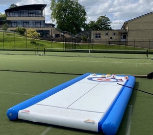 Alfombrilla inflable barata para rizar, pista de hielo de 30 pies de largo, juegos inflables para rizar en la <span class=keywords><strong>calle</strong></span>, pista interactiva para rizar DWF - Product Image 2
