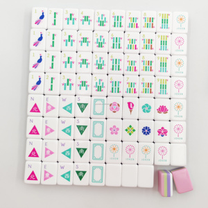 Jeu de Mahjong Nacré Irisé - Tuiles Acryliques à Effet de Couleur Changeante avec Supports - L'Événement Ultime pour une Soirée de Jeu Esthétique - Product Image 4